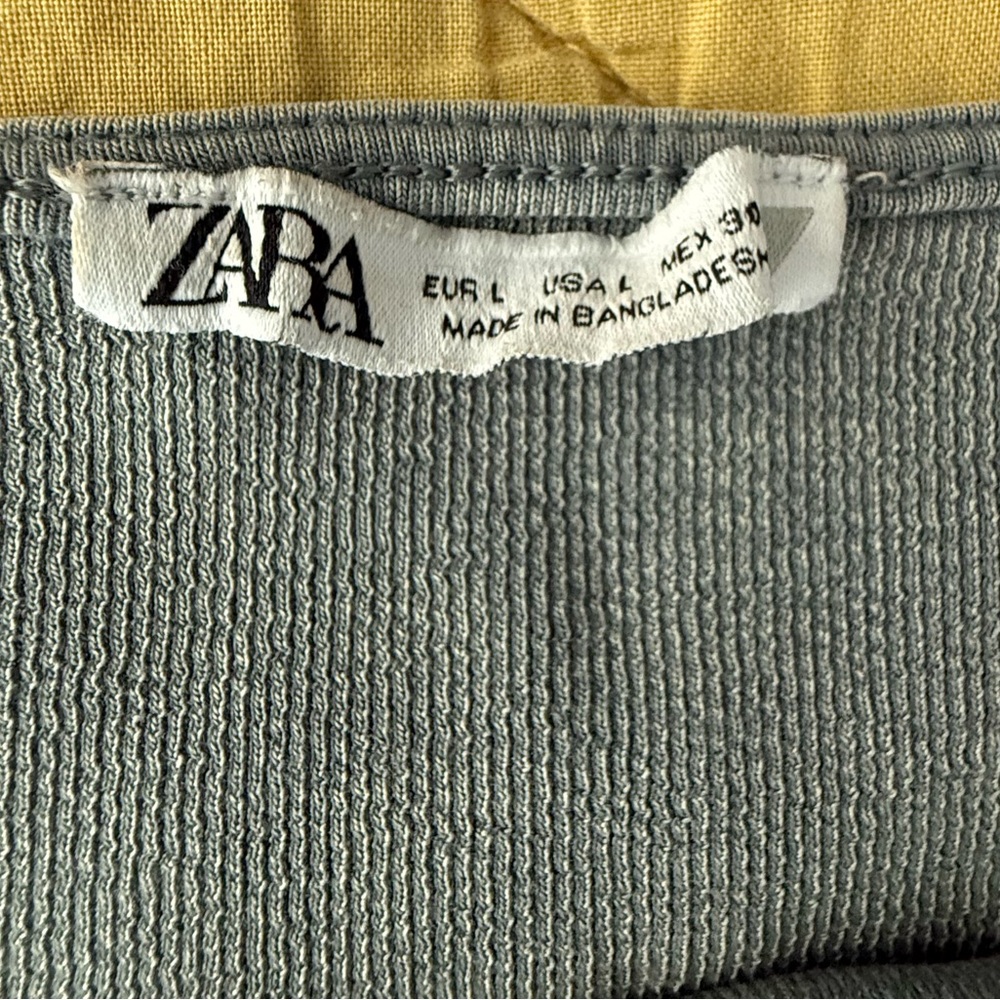 3 pcs - Zara Women's Crop Tops - White, Black, Gray - Picture 2 of 6